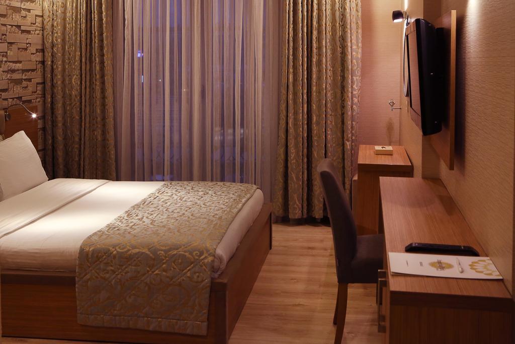 Imperial Park Hotel Ізміт Номер фото