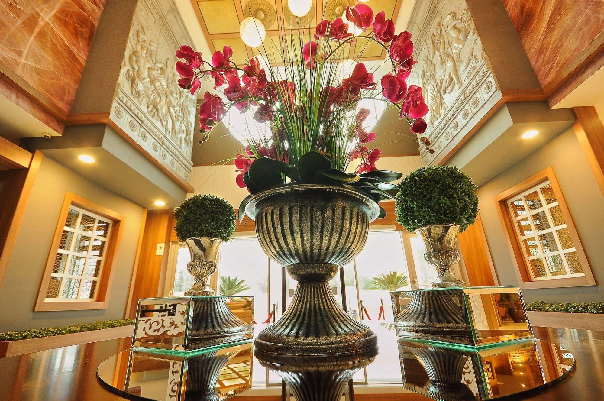 Imperial Park Hotel Ізміт Екстер'єр фото